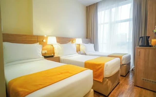 Worth Elite Hotel - photo 1
