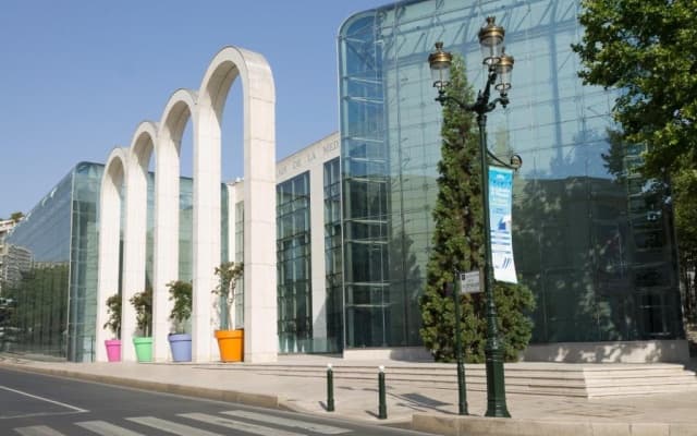 Hôtel de Paris La Défense - photo 1