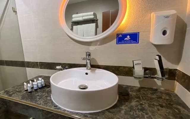 Rizq Palace Hotel - photo 9