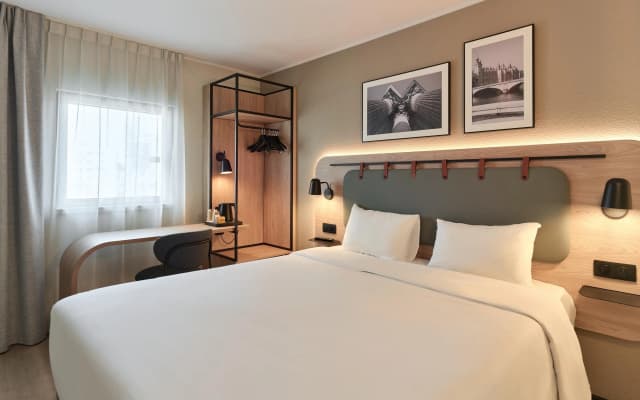 Campanile Paris Est - Porte de Bagnolet Hotel - photo 2