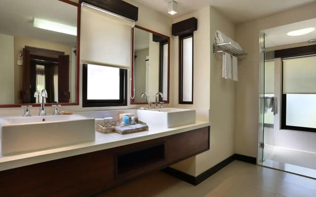 Novotel Lombok Resort and Villas - photo 8