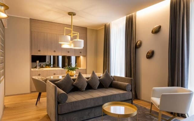Rosa Grand Hotel - photo 3