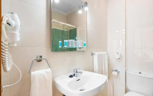 Hotel Andrea's - photo 6