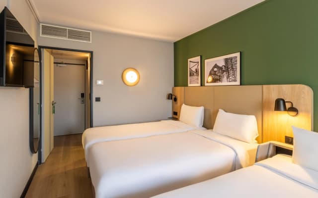 Campanile PRIME - Villejuif - photo 5