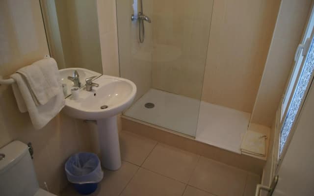 Hotel Moderne - photo 7