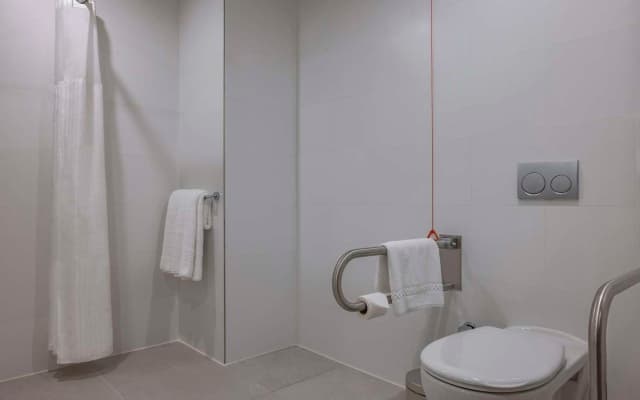 Hampton By Hilton Antalya Airport - photo 9