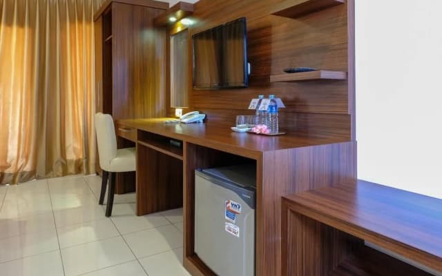 Friends Beach Hotel - photo 8