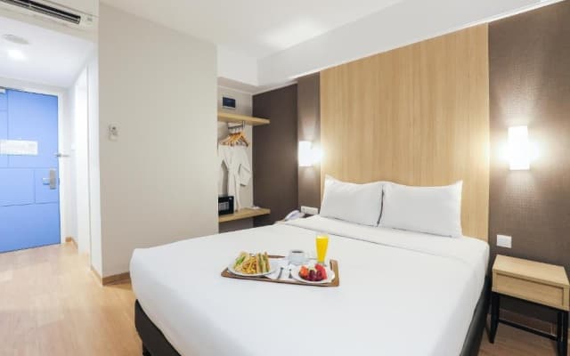 Hotel Citradream Bintaro - photo 2
