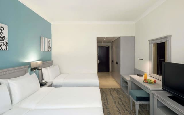 Anwar Al Madinah Mövenpick Hotel - photo 6