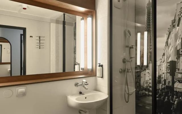 Hotel Campanile Nogent Sur Marne - photo 7