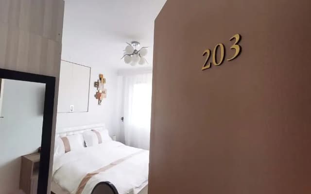 La Maison Charentonneau - photo 1
