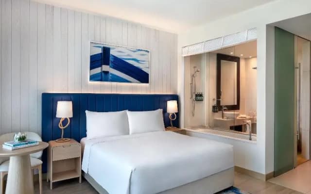 Hotel Crowne Plaza Abu Dhabi Yas Island by IHG - photo 2