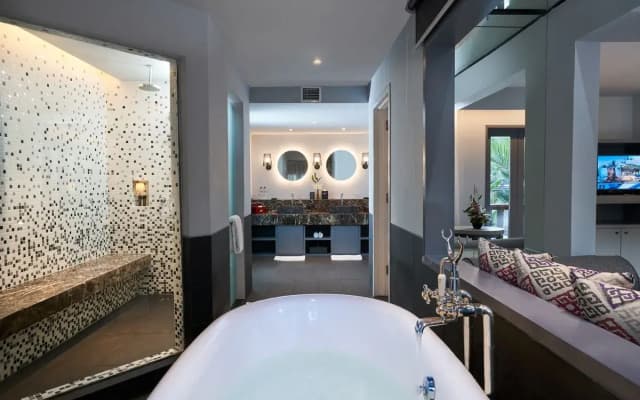 Hard Rock Hotel Bali - photo 8