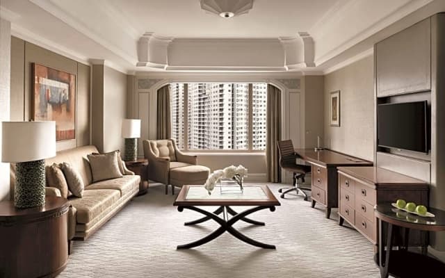 Shangri-La Jakarta Hotel - photo 5