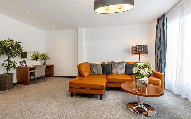 The Ainscow Hotel - photo 18