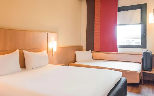 ibis Paris Porte d'Italie - photo 2