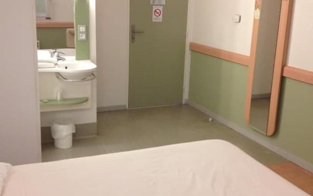 Ibis Budget Vitry-Sur-Seine N7 - photo 1