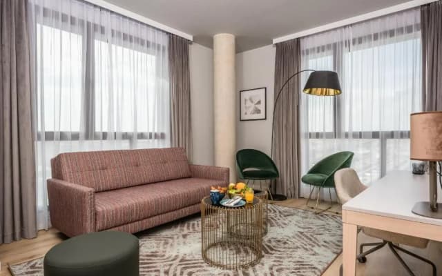 Leonardo Royal Hotel Barcelona Fira - photo 5
