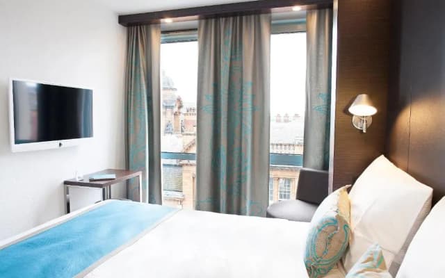 Motel One Manchester-Piccadilly - photo 2