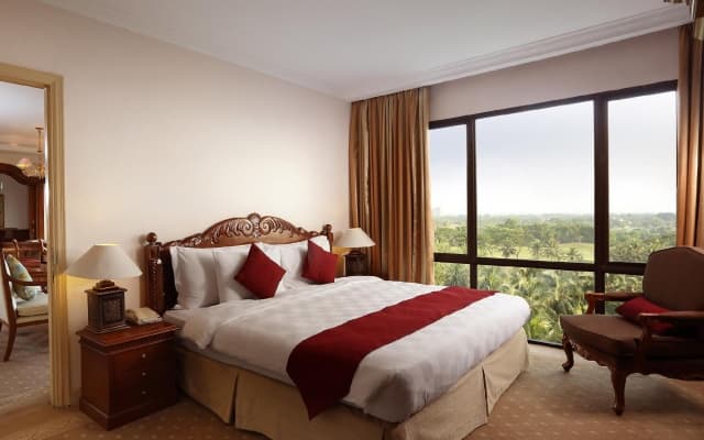 Aryaduta Lippo Village - photo 1