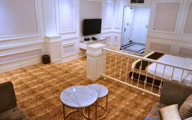 The Grantage Hotel & Sky Lounge - photo 16