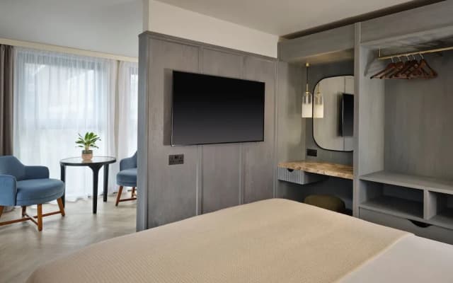 The Reach at Piccadilly, Manchester, a Tribute Portfolio Hotel - photo 2