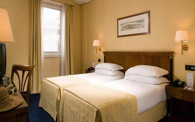 Ramada by Wyndham Naples - photo 2