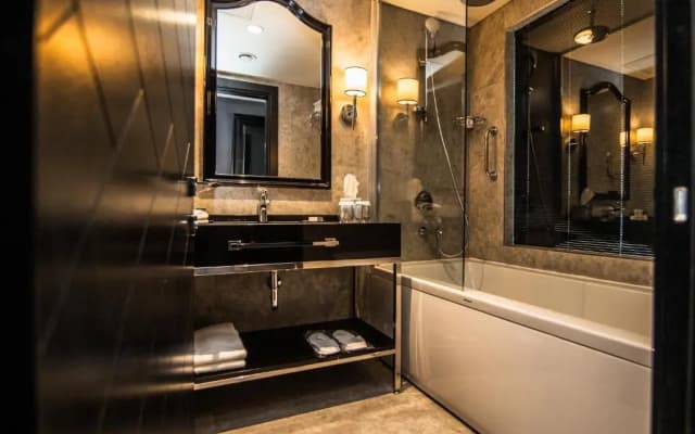 DoubleTree by Hilton Hotel Izmir Airport - photo 4