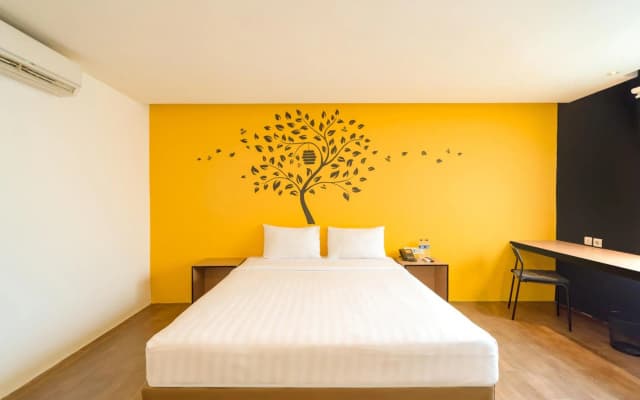 Yellow Bee Tangerang - photo 4
