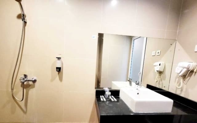 Marilyn Hotel Serpong - photo 5