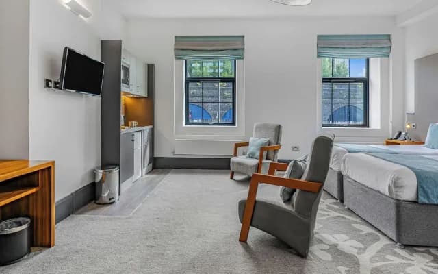 The Ainscow Hotel - photo 8