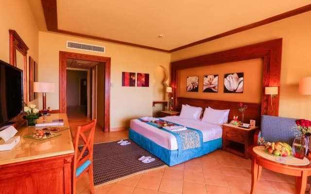 Charmillion Club Resort - photo 1
