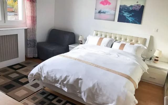 La Maison Charentonneau - photo 1