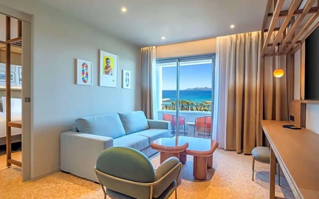 Canopy by Hilton Cannes - photo 7