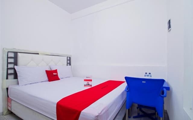 RedDoorz near STAN - photo 1