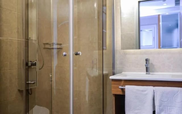 Hakcan Hotel - photo 4