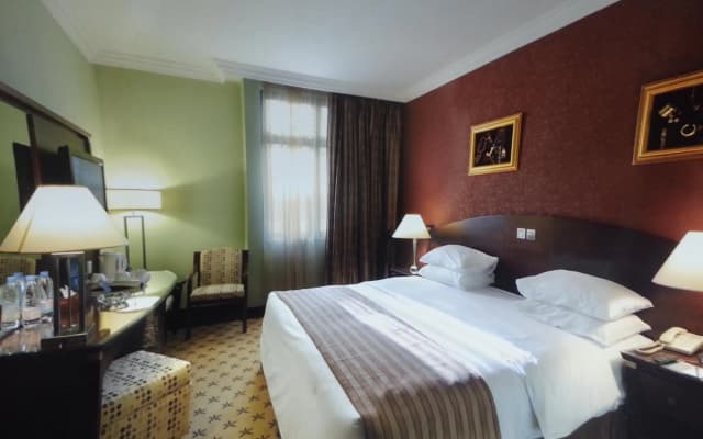 Leader Al Muna Kareem Hotel - photo 3
