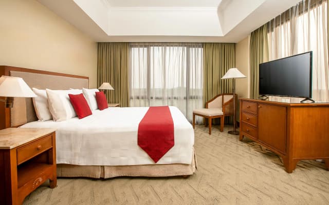 Aryaduta Lippo Village - photo 3