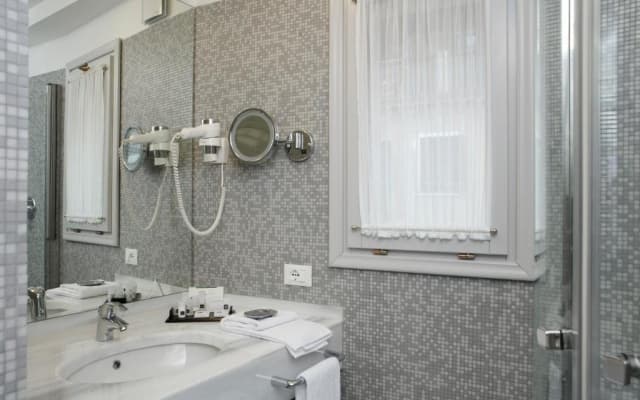 Hotel Bisanzio - photo 5
