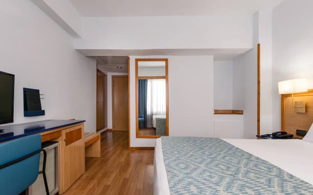 Catalonia Las Vegas - Adults Only - photo 4