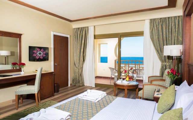 Charmillion Club Resort - photo 6