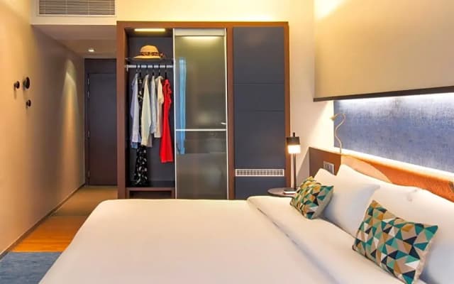 Crowne Plaza Madrid - Centre Retiro by IHG - photo 9