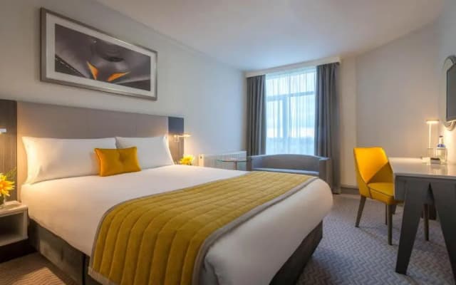 Maldron Hotel Dublin Airport - photo 1