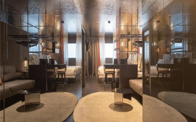 Adia Aluma Athens, Curio Collection By Hilton - photo 1