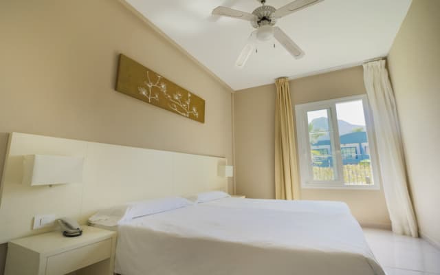 Los Olivos Beach Resort - photo 3
