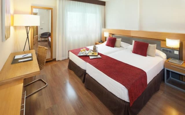 Hotel Guadalmedina - photo 4