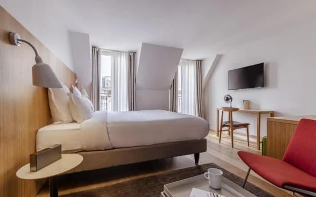 9Hotel Republique Hotel - photo 2