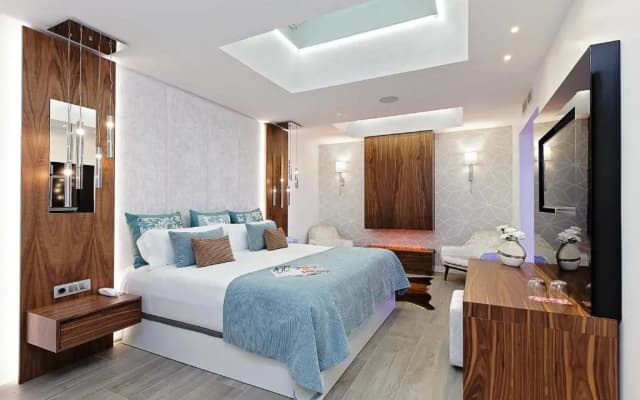 Grupotel Mayorazgo - photo 1