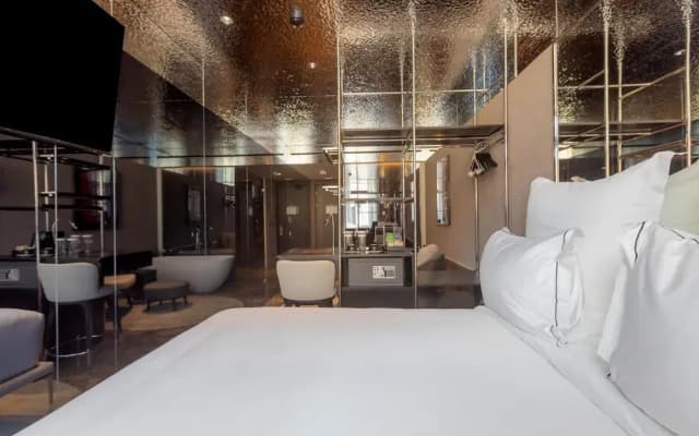 Adia Aluma Athens, Curio Collection By Hilton - photo 2