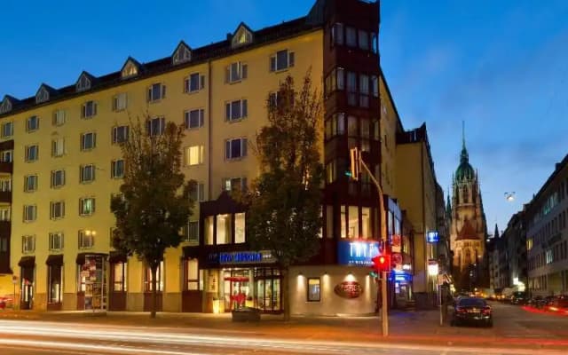 Hotel München City Center affiliated by Meliá - photo 1